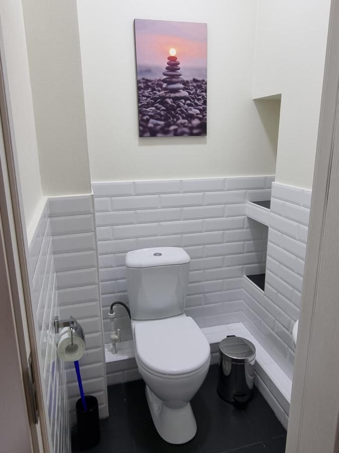Charming And Modern Apartment At Heart Of Tashkent Ngoại thất bức ảnh