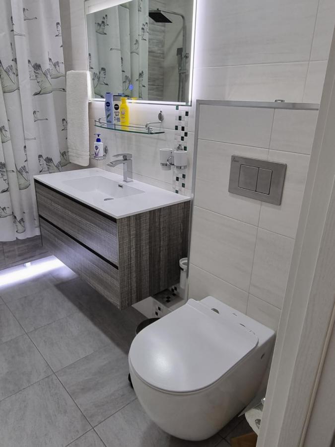 Charming And Modern Apartment At Heart Of Tashkent Ngoại thất bức ảnh